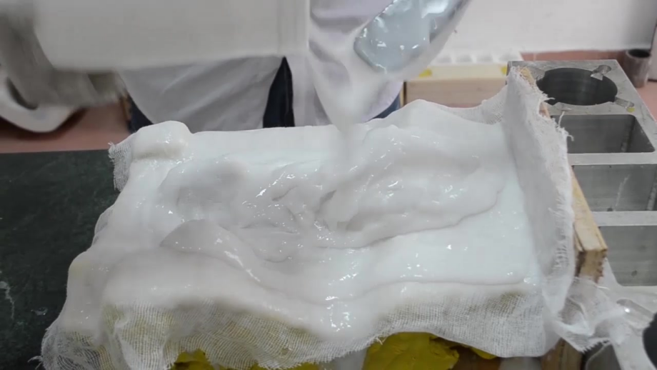 模具硅膠刷模如何使用，有什么需要注意的 ？